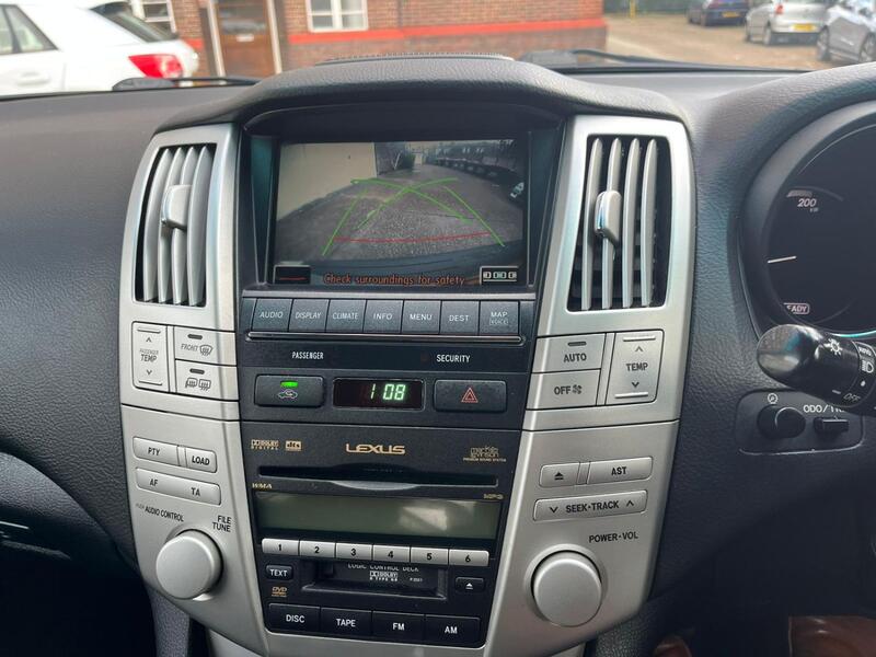 View LEXUS RX 3.3 400h SR 