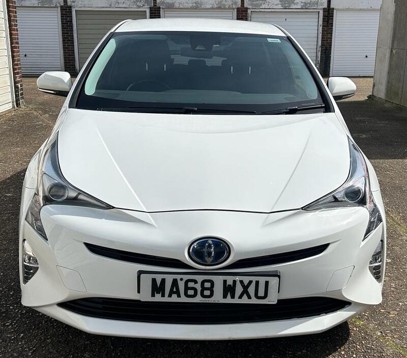 View TOYOTA PRIUS 1.8 VVT-h Active