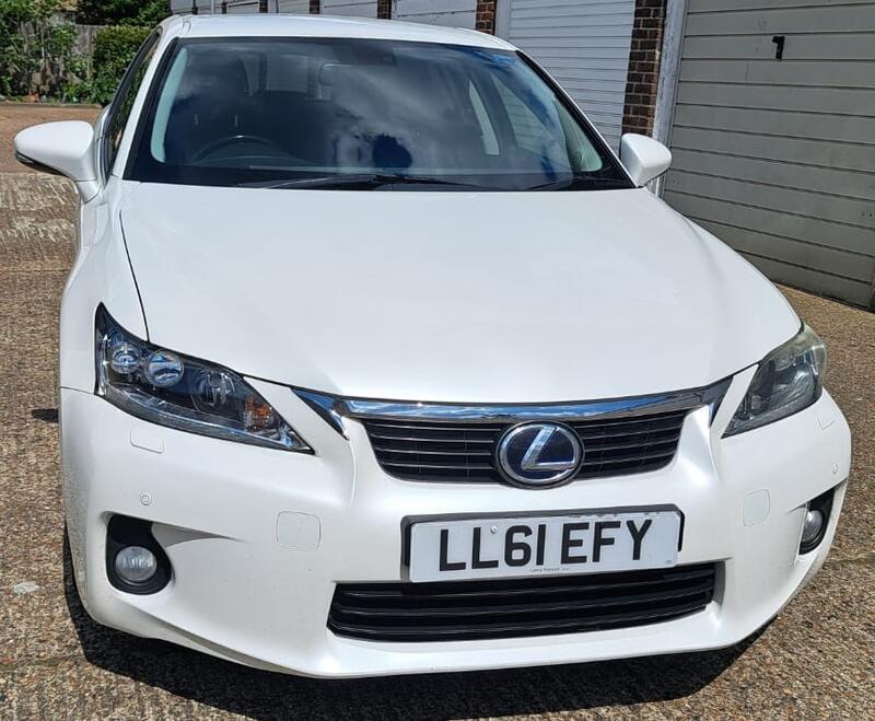 View LEXUS CT 1.8 200h SE-L