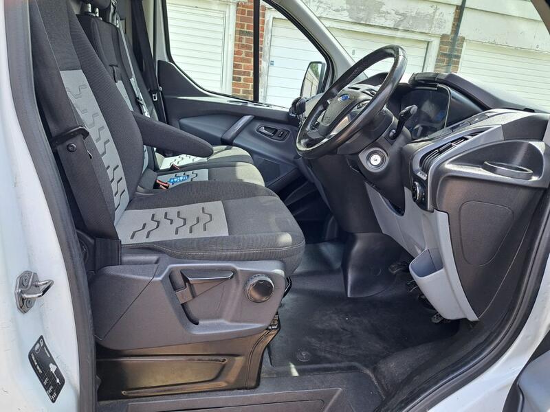 FORD TRANSIT CUSTOM