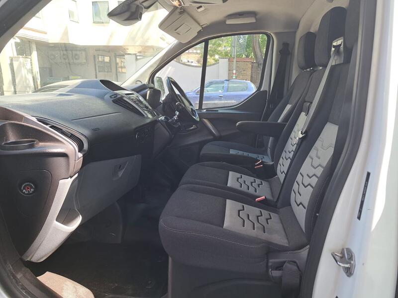 FORD TRANSIT CUSTOM