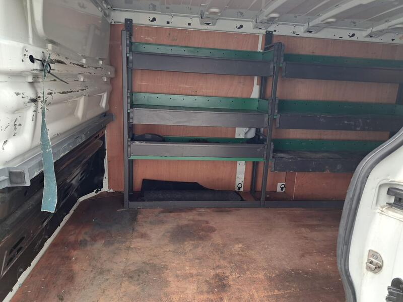 VAUXHALL VIVARO