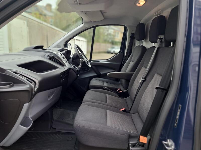 FORD TRANSIT CUSTOM