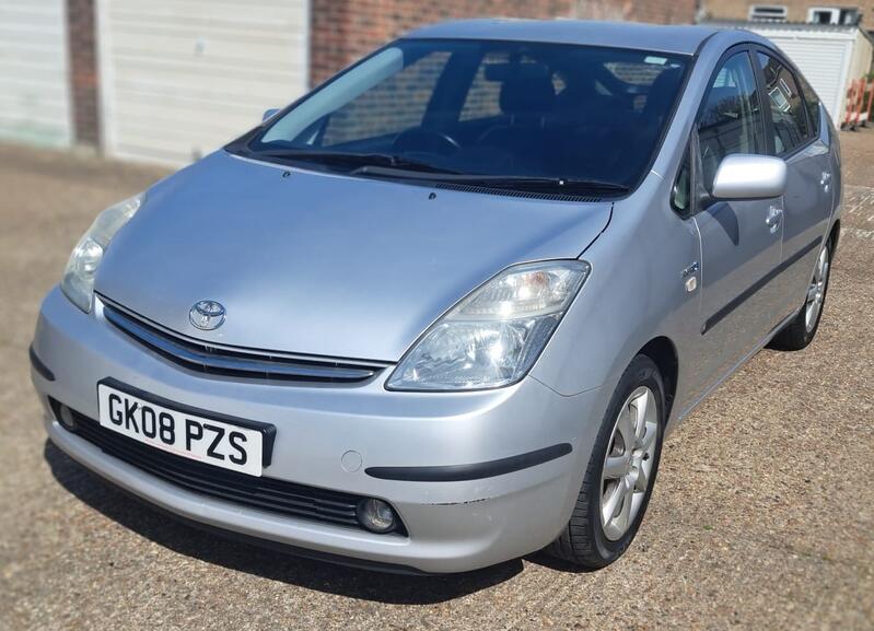 View TOYOTA PRIUS 1.5 T Spirit