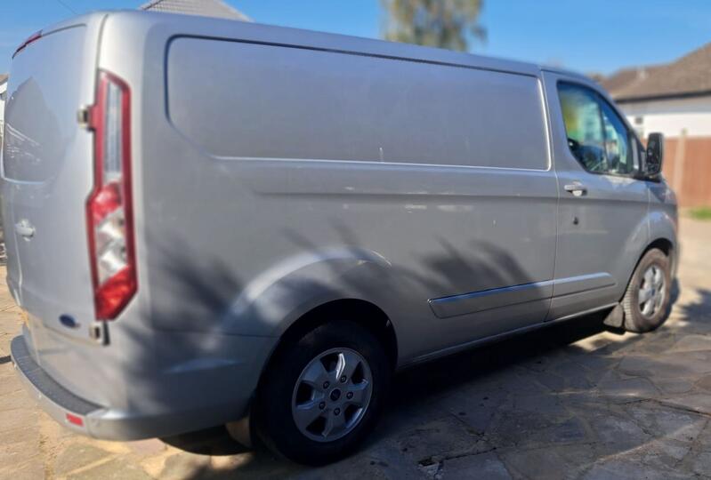 FORD TRANSIT CUSTOM
