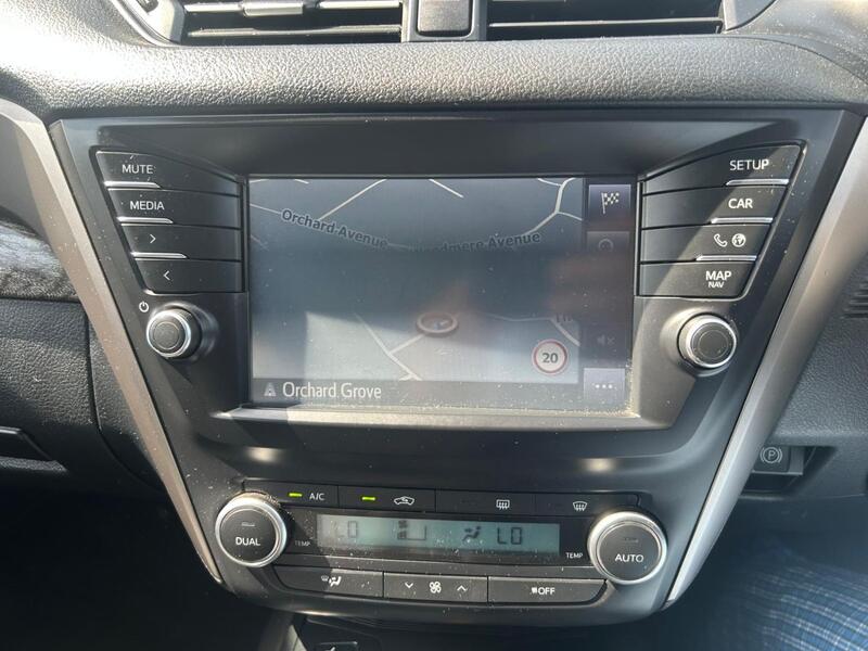 TOYOTA AVENSIS