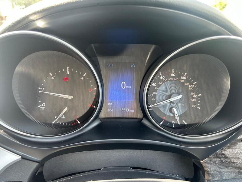 TOYOTA AVENSIS