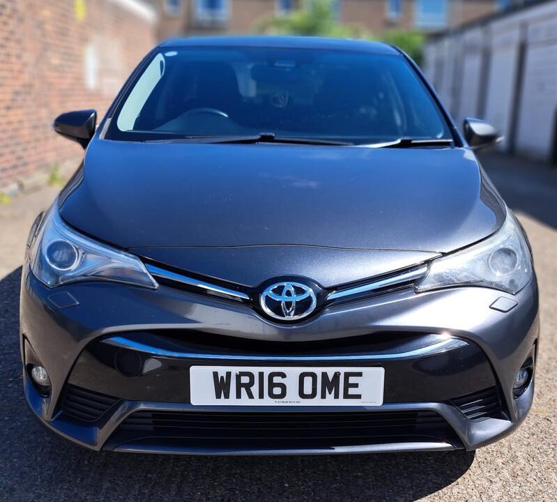 View TOYOTA AVENSIS 2.0 D-4D Excel