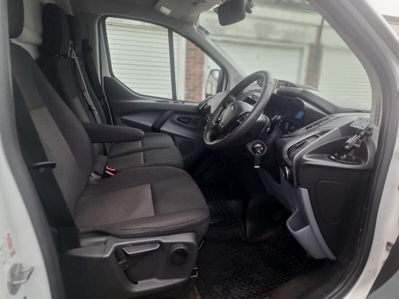 FORD TRANSIT CUSTOM