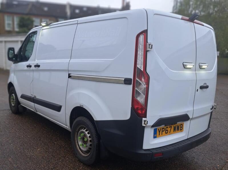 FORD TRANSIT CUSTOM
