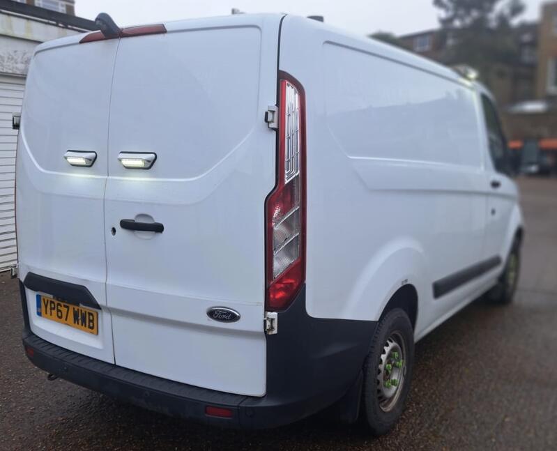 FORD TRANSIT CUSTOM
